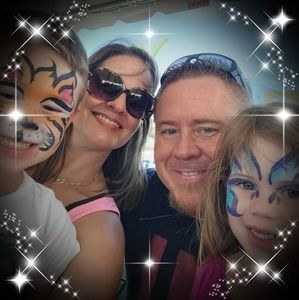 Meet your Posher, Shana